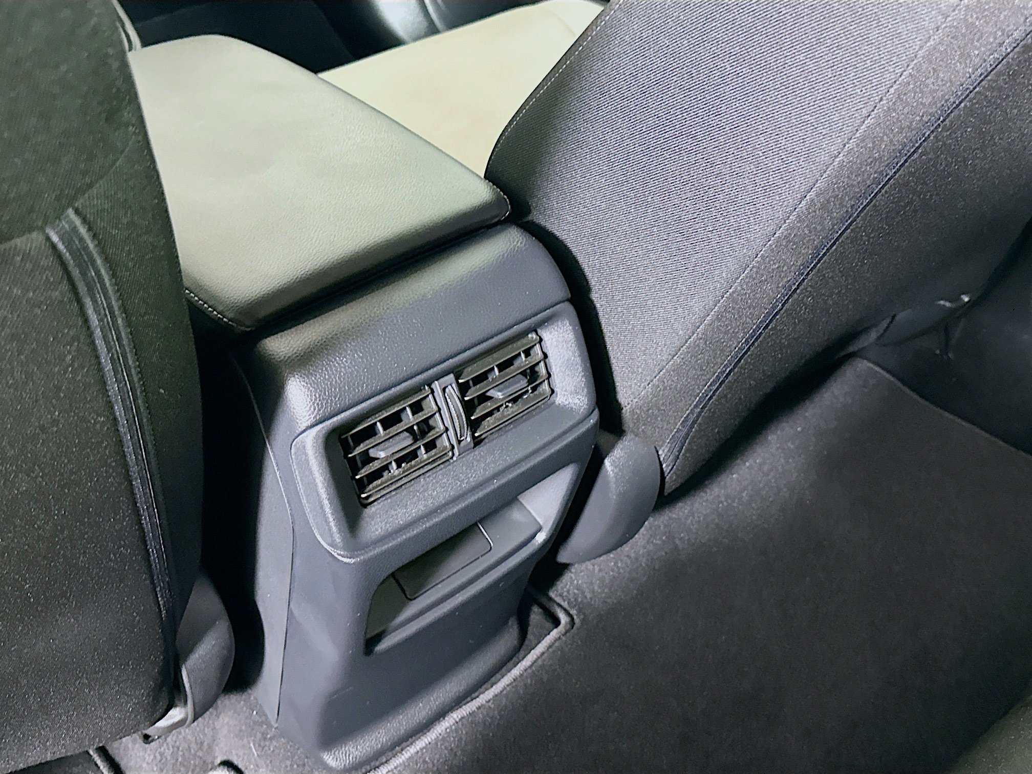 Used 2025 Honda CR-V LX image 26