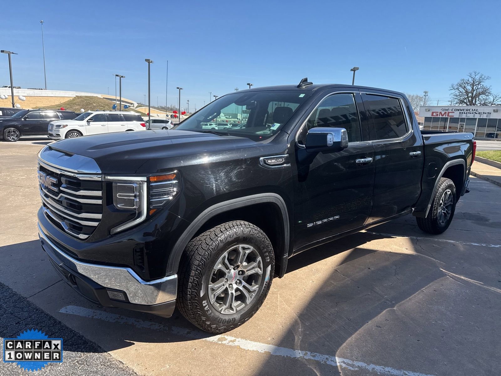 Used 2025 GMC Sierra 1500 SLT image 7