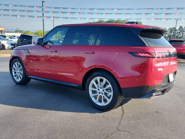 Used 2025 Land Rover Range Rover Sport SE AWD/4WD image 5