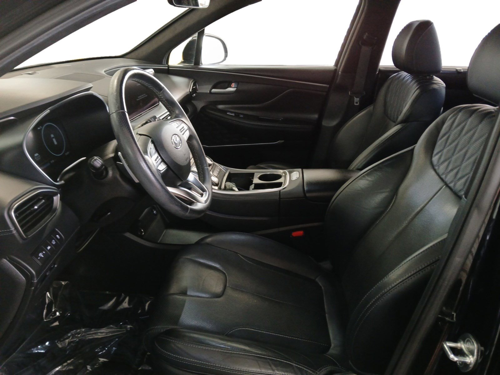 Used 2023 Hyundai Santa Fe Calligraphy image 9