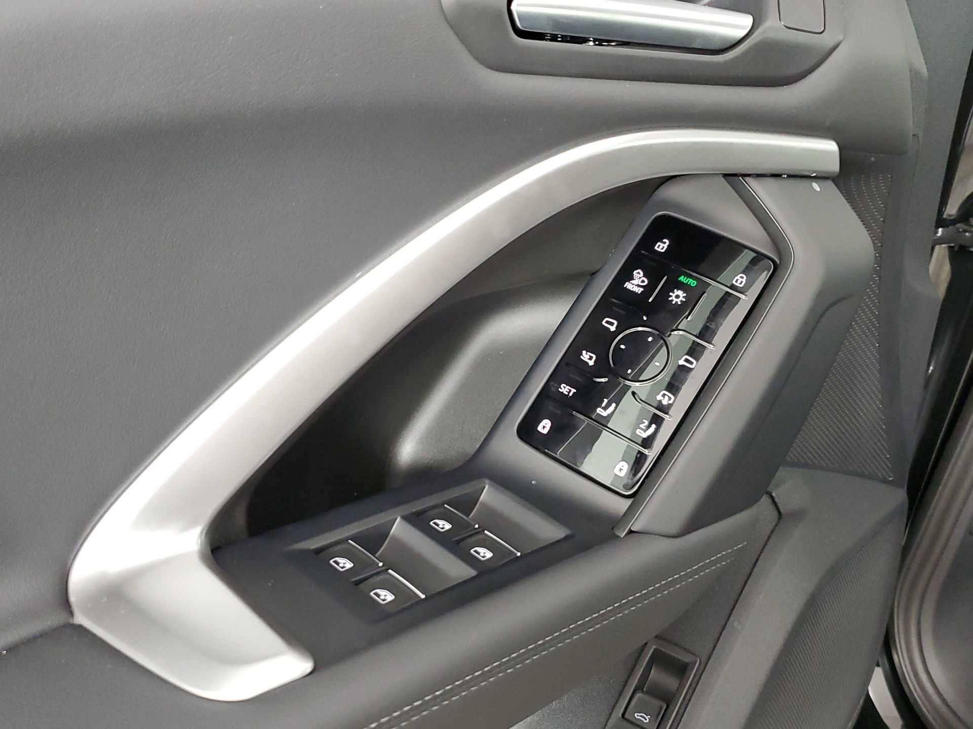 New 2025 Audi Q5 Premium Plus image 29