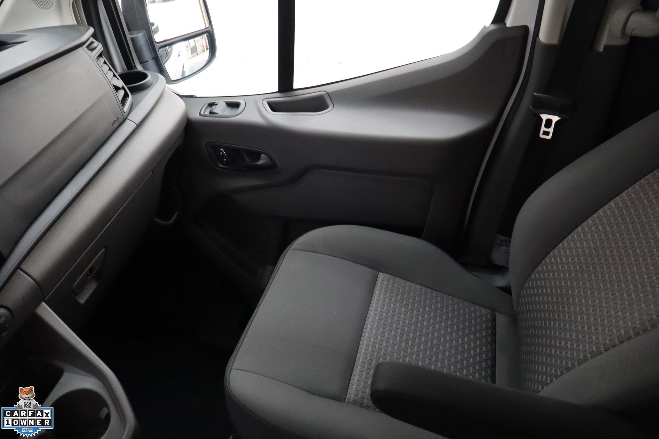 Used 2024 Ford Transit 350 XLT image 22