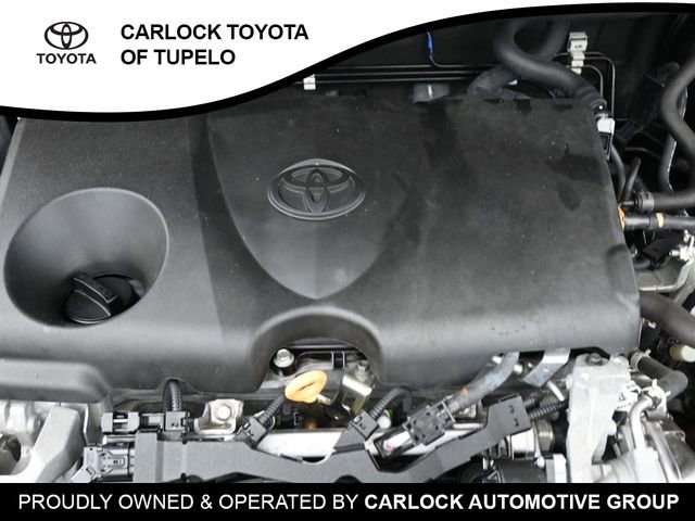 Used 2021 Toyota RAV4 XLE w/ Convenience Package FWD image 39