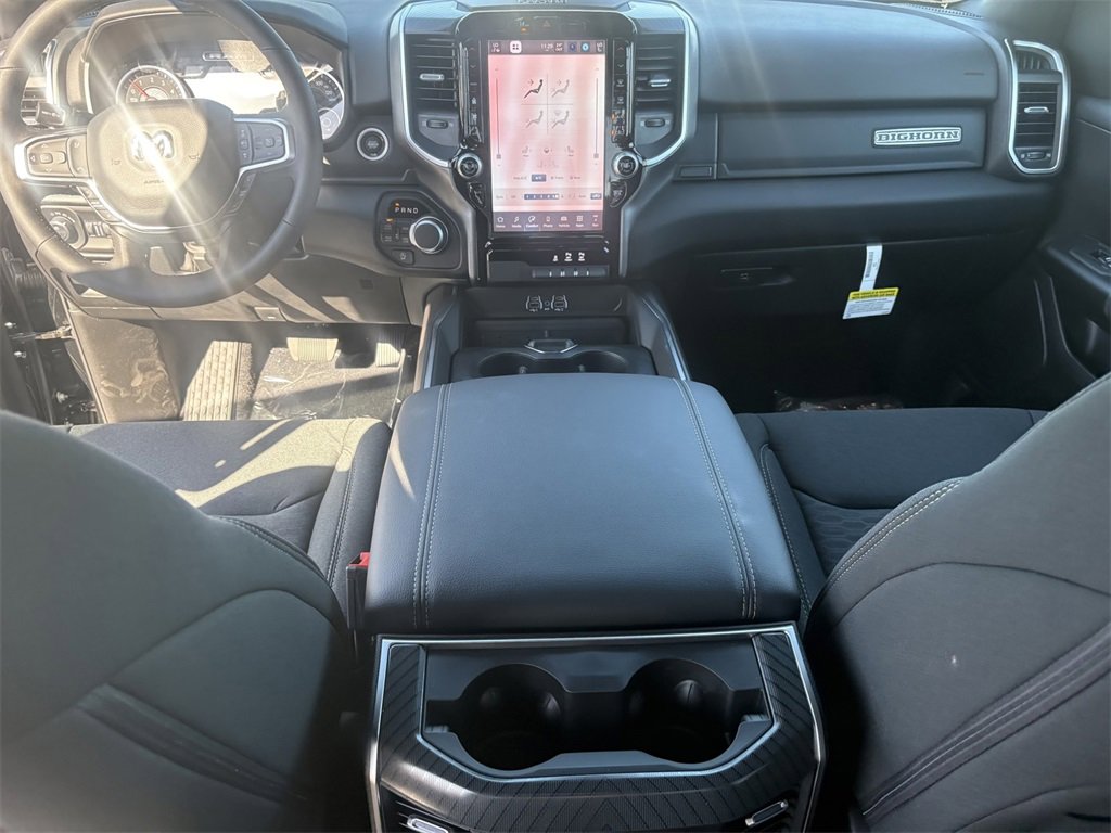 New 2026 RAM 1500 4x4 Crew Cab image 39