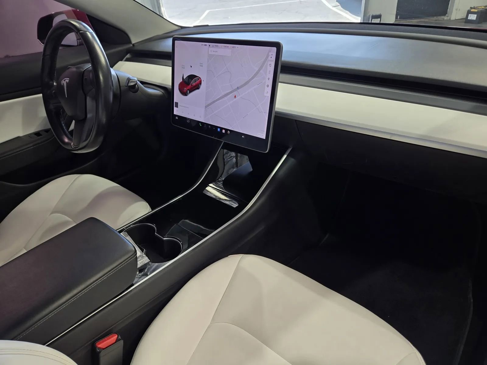 Used 2018 Tesla Model 3 Mid Range RWD image 5