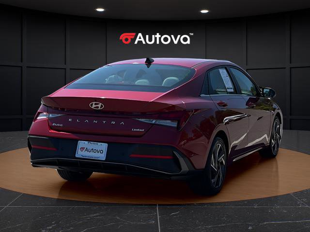 Used 2024 Hyundai Elantra Limited FWD image 5