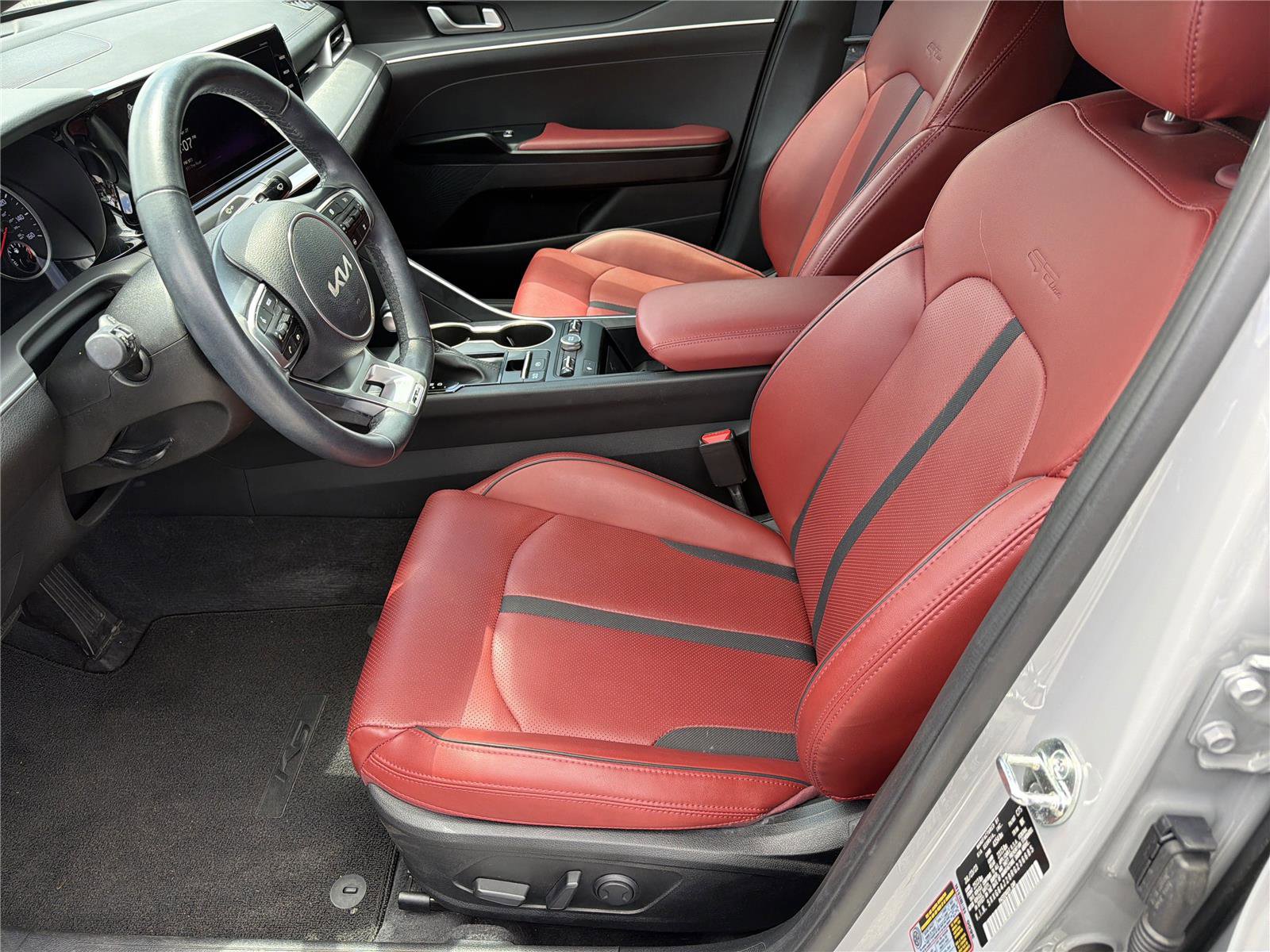 Used 2024 Kia K5 GT-Line w/ GT-Line Premium Package FWD image 8
