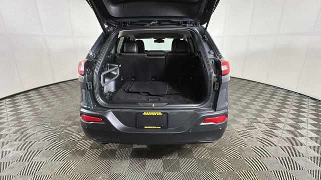 Used 2018 Jeep Cherokee Latitude Plus w/ Comfort/Convenience Group AWD/4WD image 27