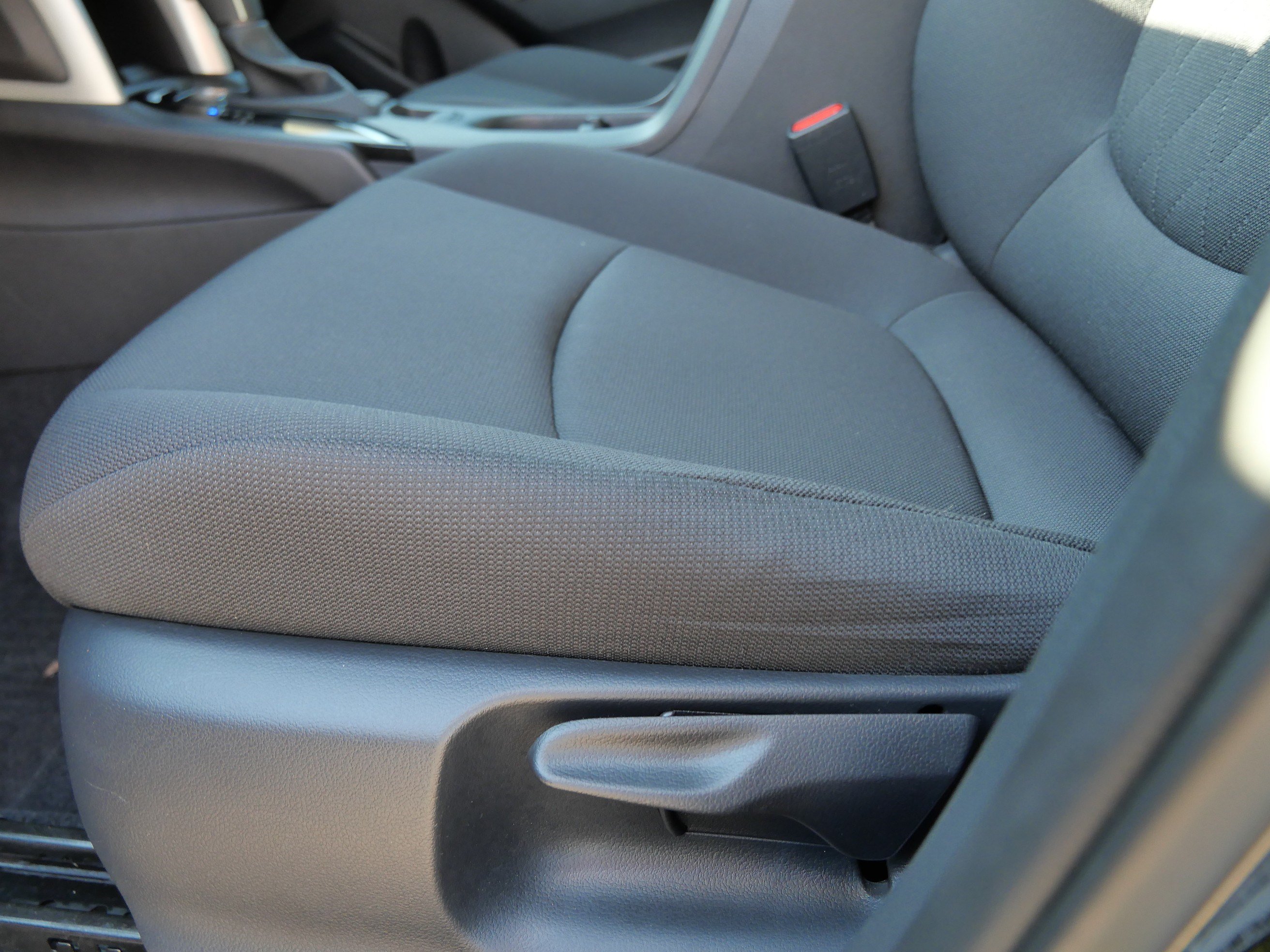 Certified 2025 Toyota Corolla Cross LE w/ Moonroof Package AWD/4WD image 21