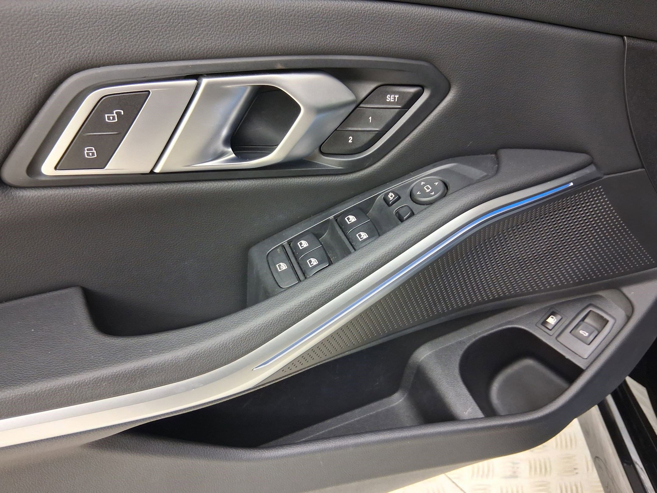 Used 2022 BMW 330e w/ Driving Assistance Package image 23