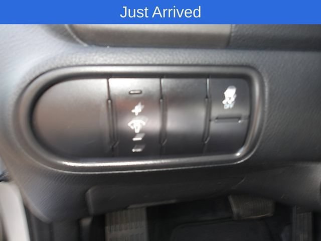 Used 2017 Kia Forte LX FWD image 14