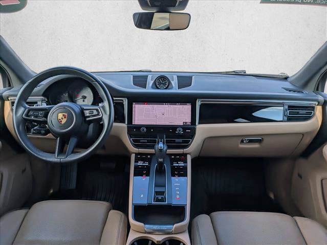 Used 2023 Porsche Macan S image 19