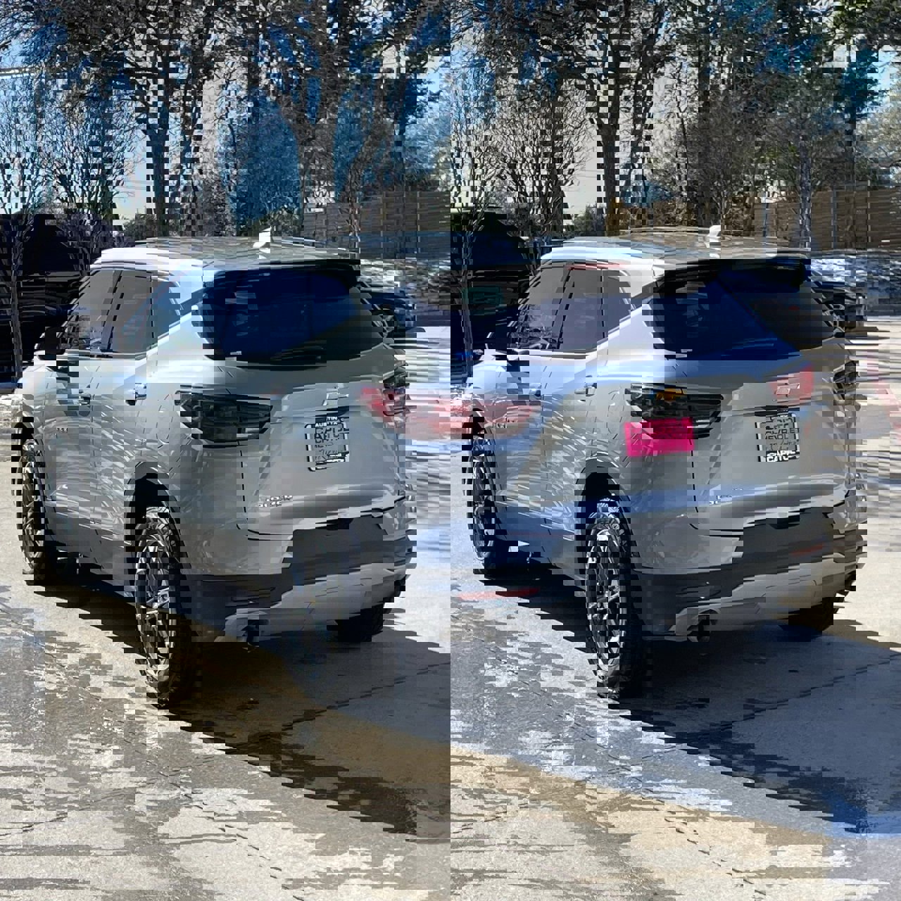 Used 2025 Chevrolet Blazer LT image 4