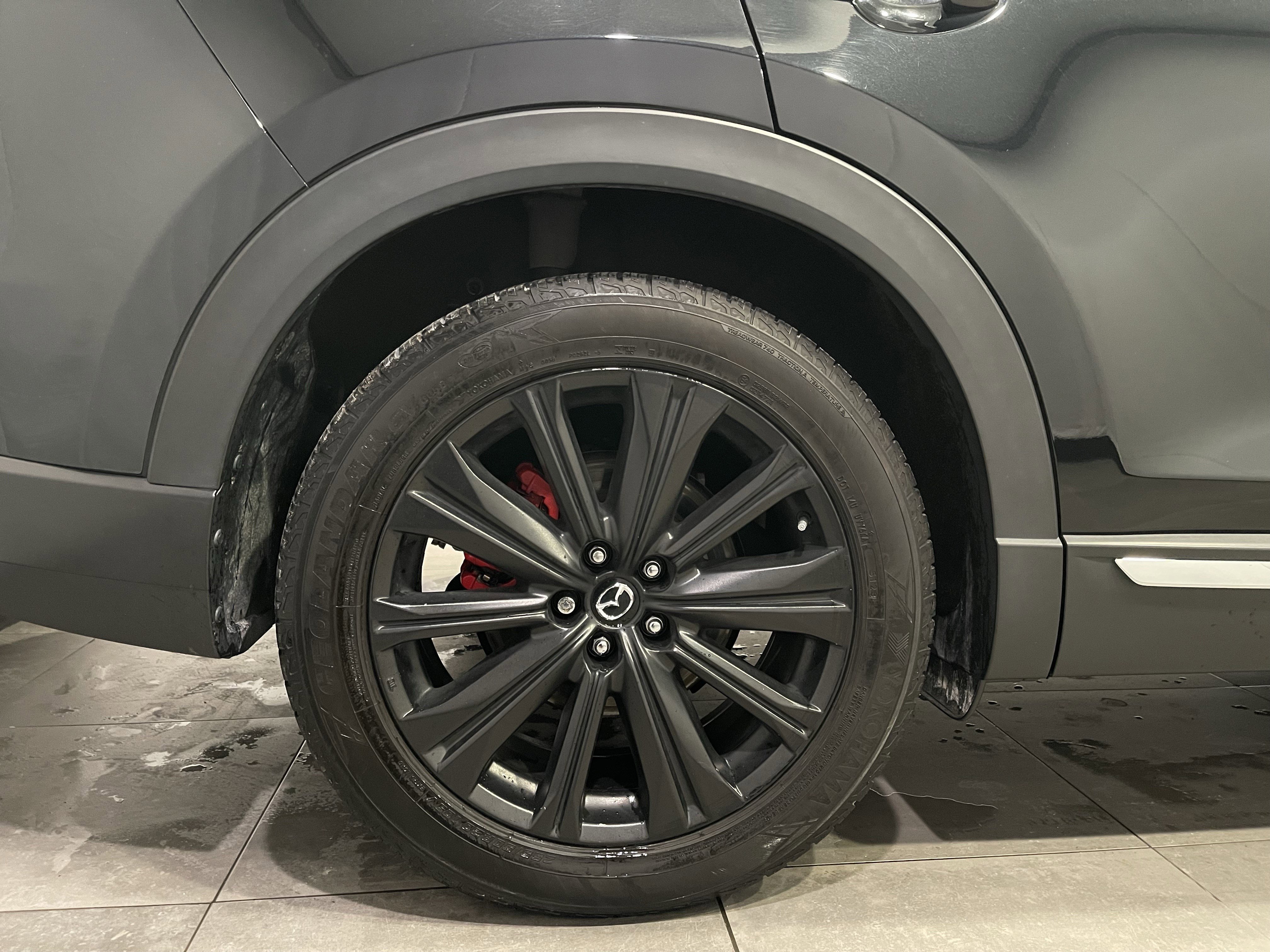 Used 2021 MAZDA CX-9 Signature image 10