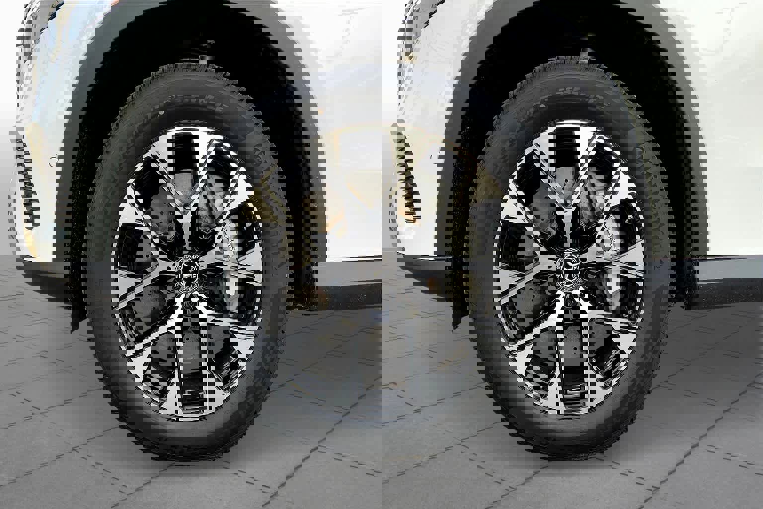 Certified 2025 Mercedes-Benz GLC 350e 4MATIC image 15