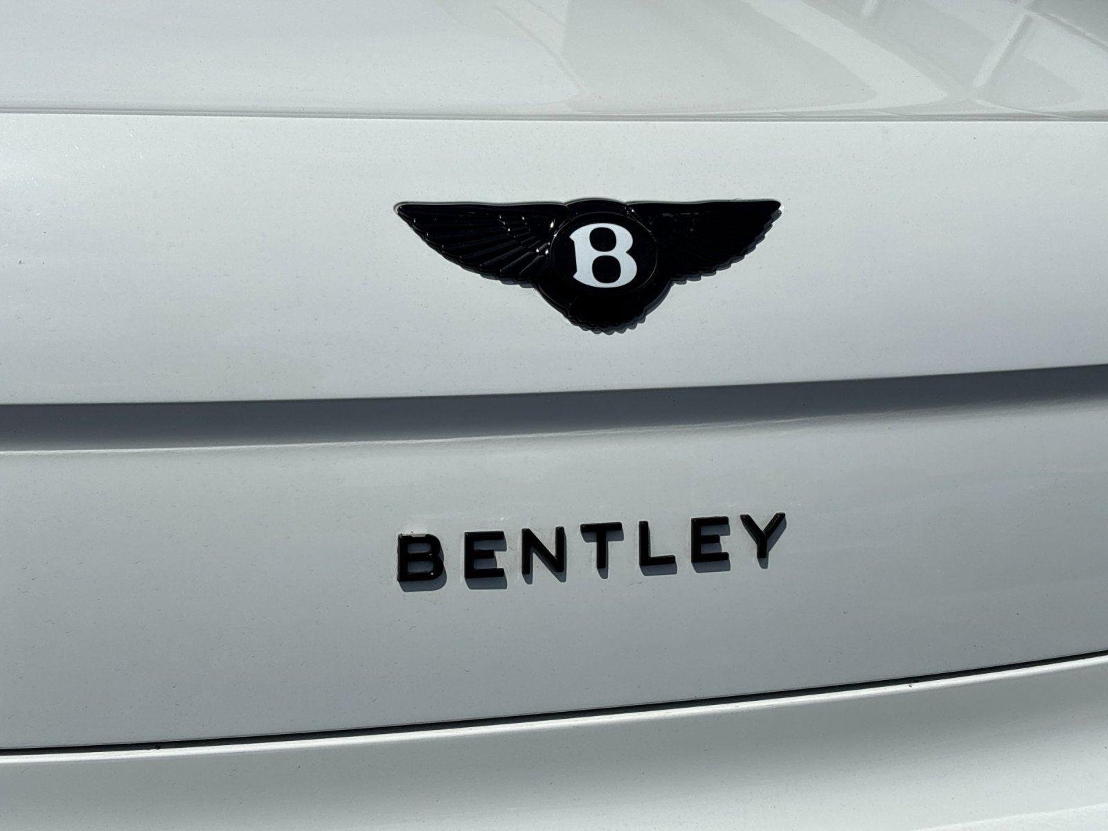 Used 2021 Bentley Flying Spur W12 AWD/4WD image 16