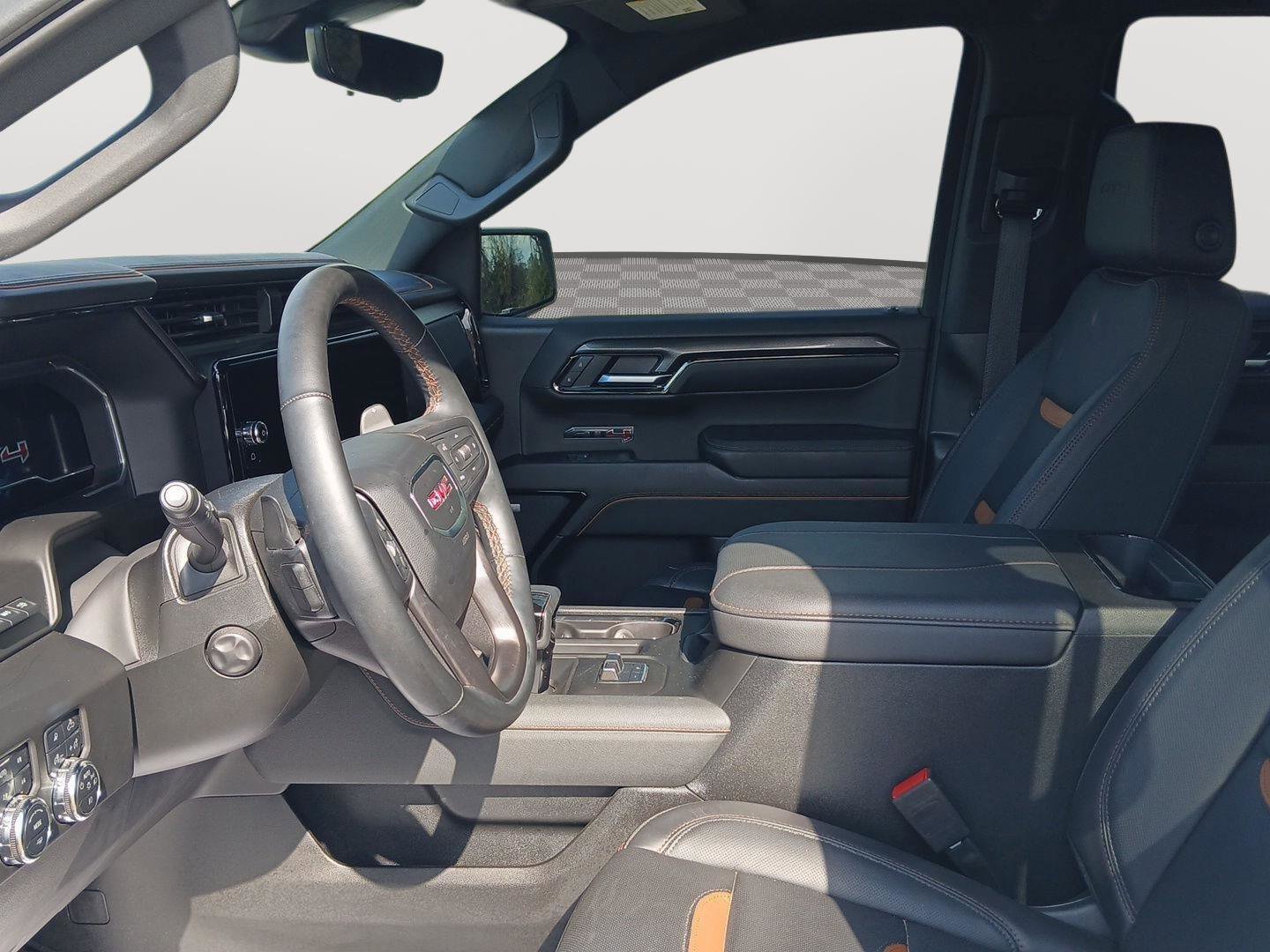 Used 2023 GMC Sierra 1500 AT4 w/ AT4 Premium Package image 9