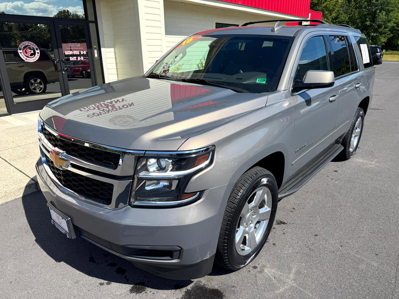Used 2018 Chevrolet Tahoe LS w/ All-Season Package image 2