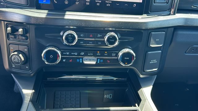 New 2026 Ford F250 Lariat w/ Tremor Off-Road Package AWD/4WD image 24