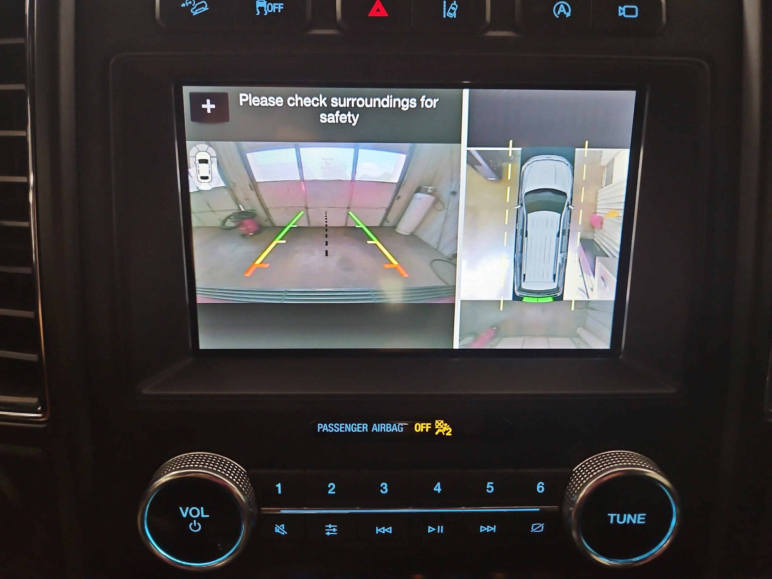 Used 2019 Ford Expedition Max Limited w/ Special Edition Package AWD/4WD image 28
