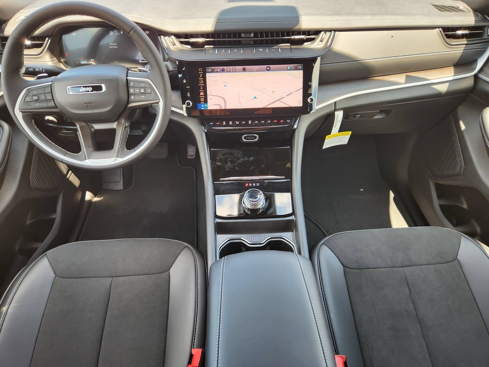 New 2026 Jeep Grand Cherokee Altitude RWD image 21