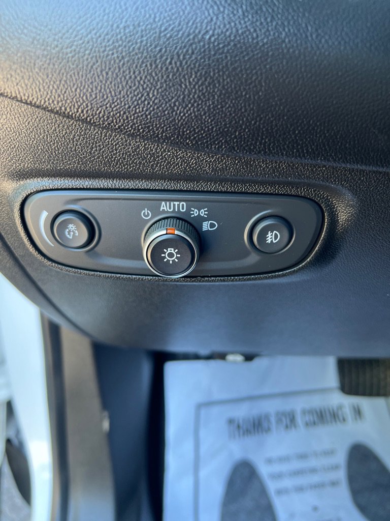 Used 2021 Chevrolet Equinox LT image 9