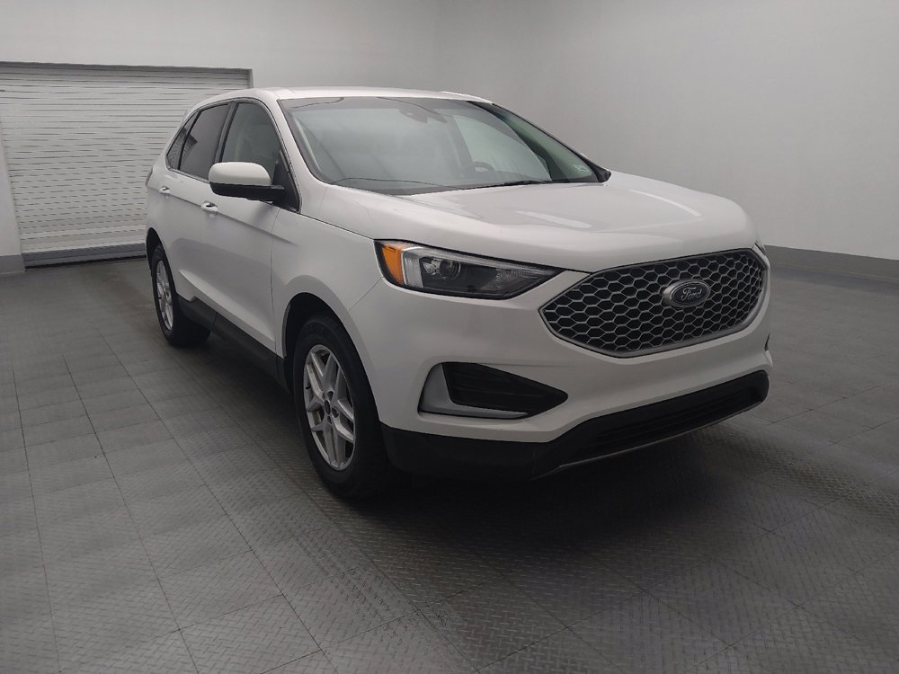 Used 2023 Ford Edge SEL image 13