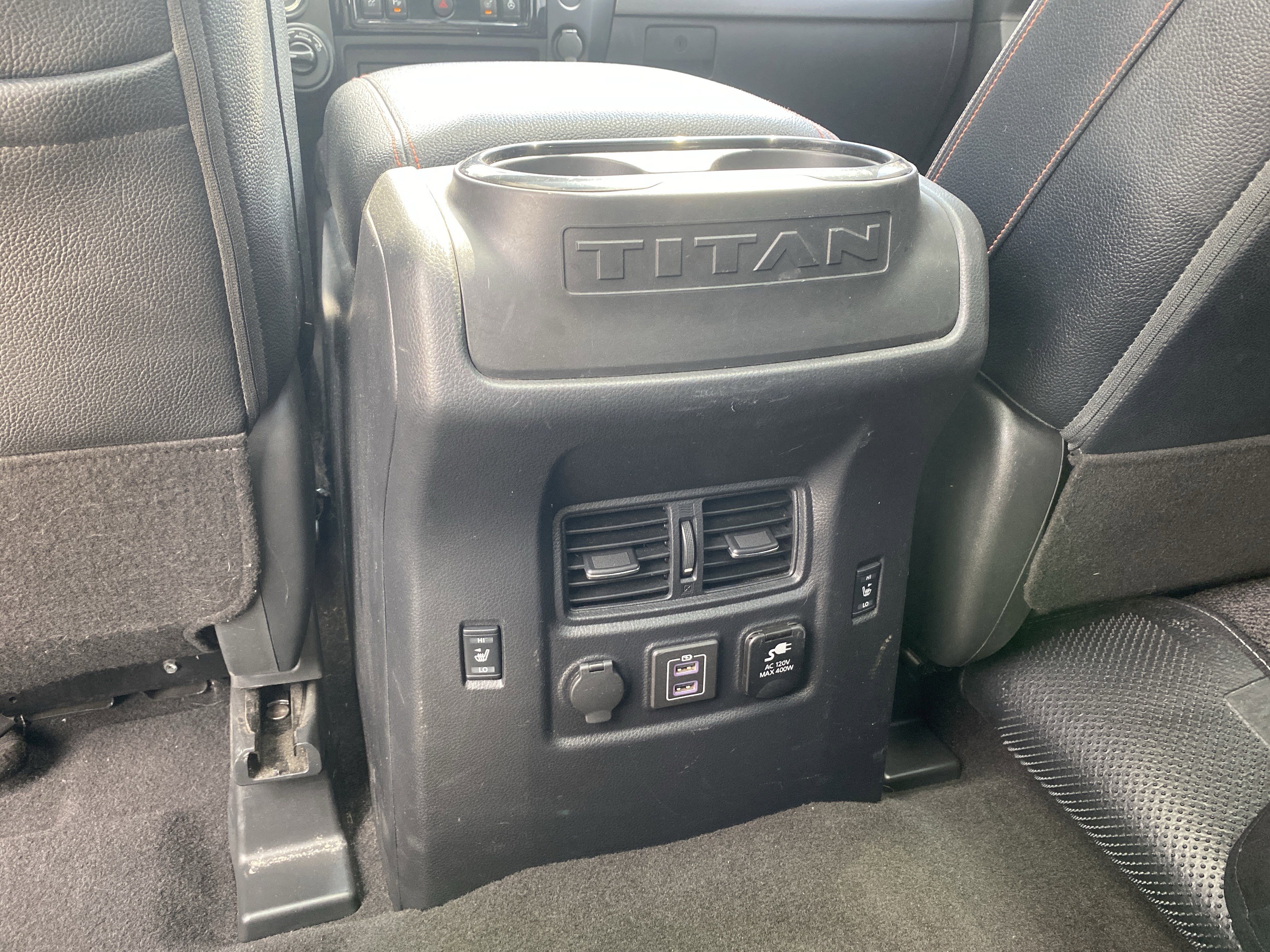 Used 2020 Nissan Titan PRO-4X image 37