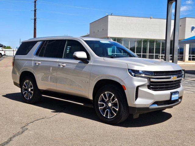 Used 2023 Chevrolet Tahoe LT w/ Luxury Package video 3