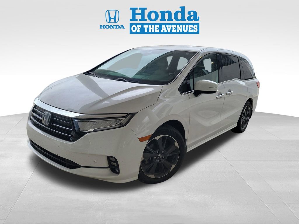 Used 2023 Honda Odyssey Elite image 3