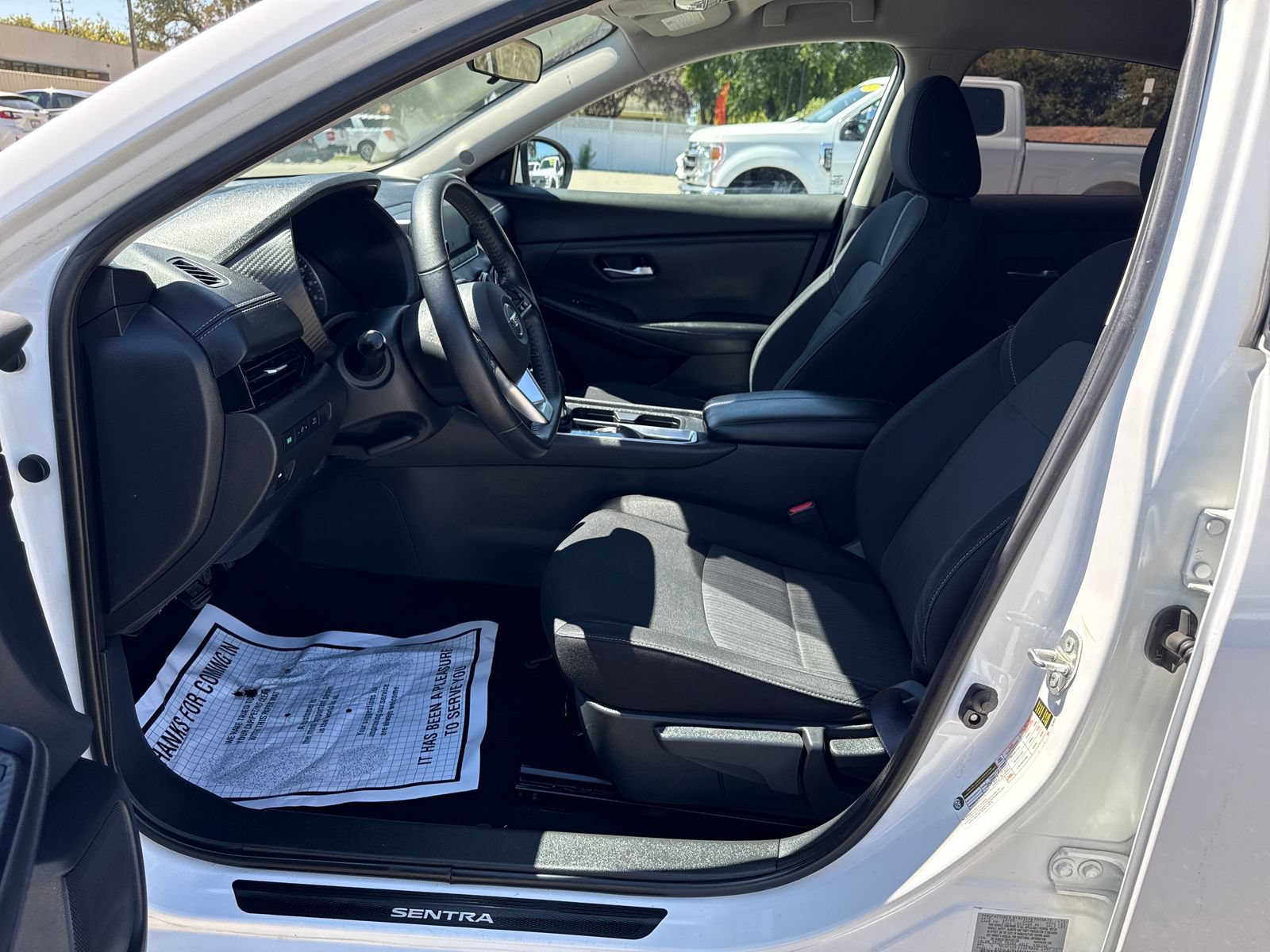 Used 2021 Nissan Sentra SV FWD image 9