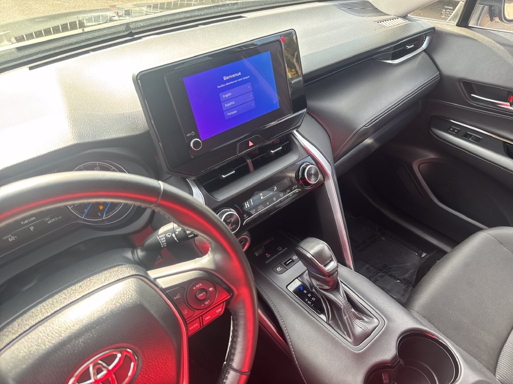 Used 2023 Toyota Venza LE AWD/4WD image 23