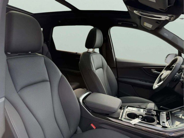 Certified 2025 Audi Q7 Premium Plus w/ Premium Plus Package image 29