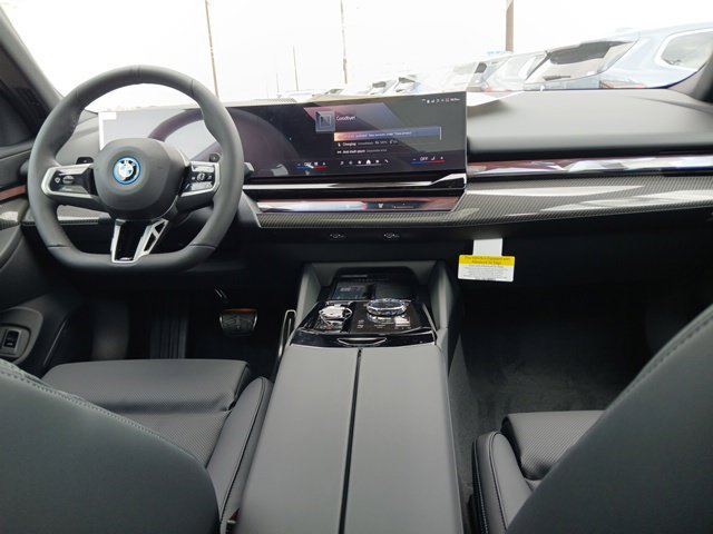 New 2027 BMW 550e xDrive w/ Executive Package AWD/4WD image 14
