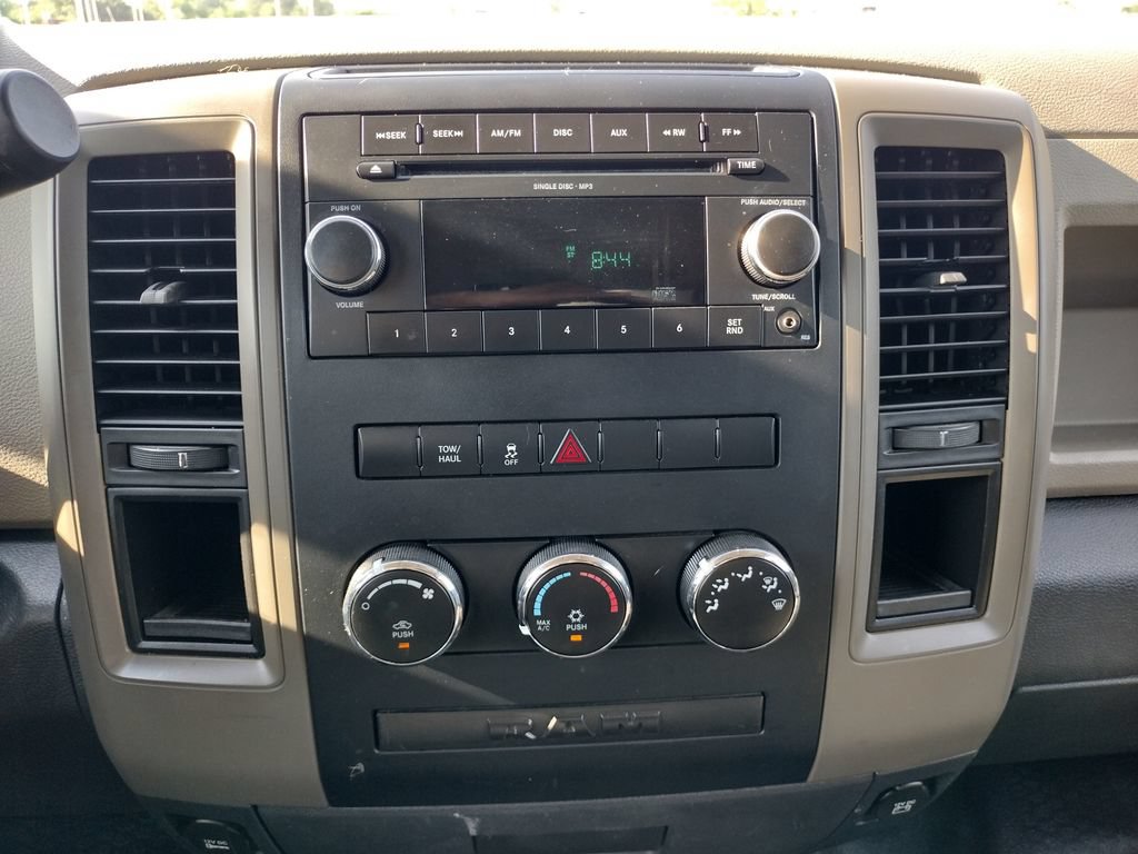 Used 2011 RAM 1500 ST RWD image 3