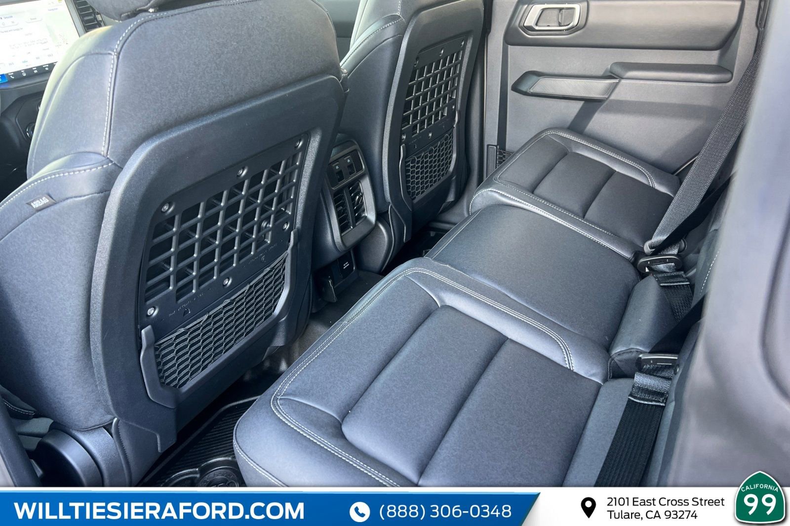 New 2026 Ford Bronco Badlands image 13