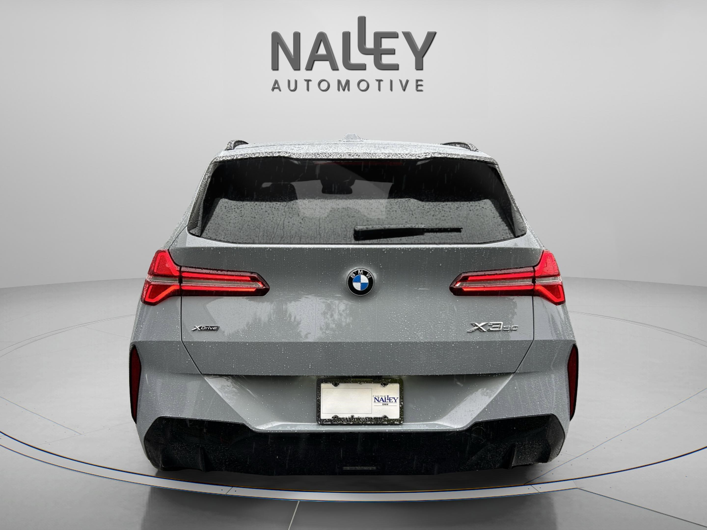 Used 2026 BMW X3 xDrive30 w/ Premium Package image 3