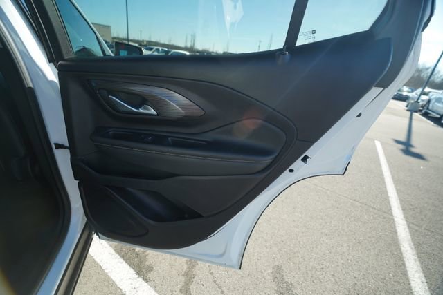 Used 2023 GMC Terrain SLT image 22
