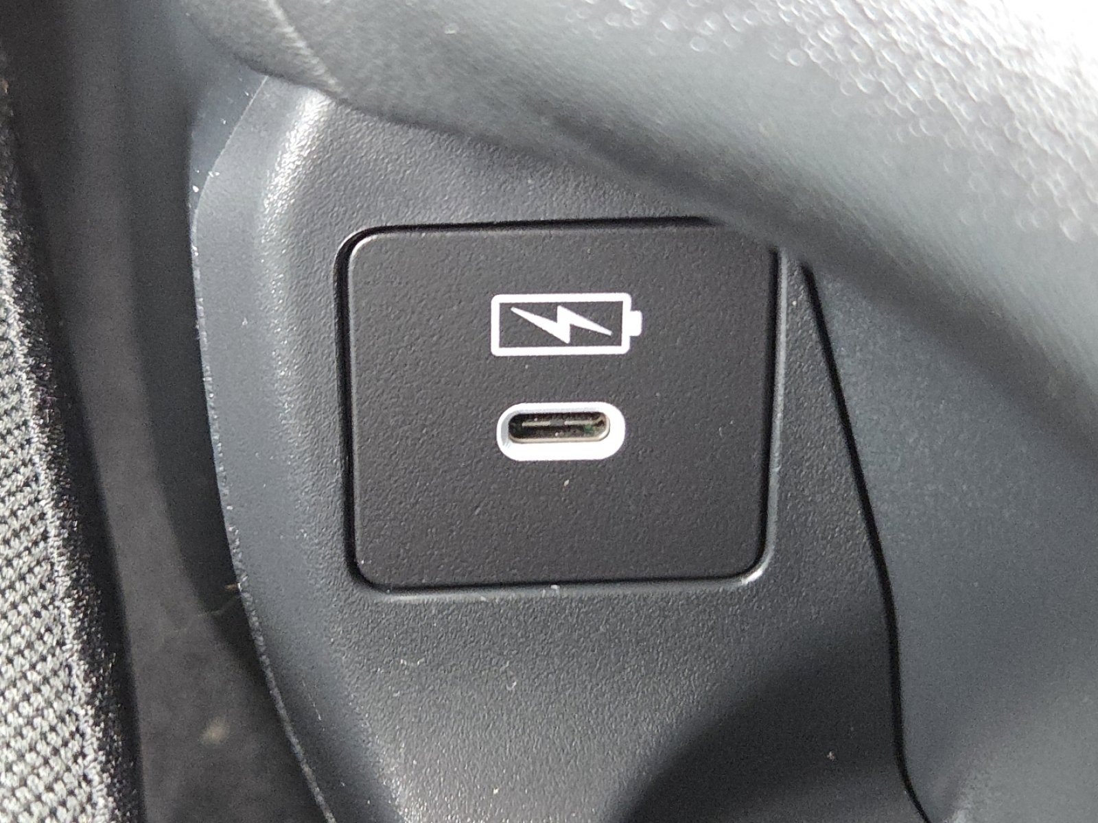 Certified 2026 Honda HR-V LX image 11