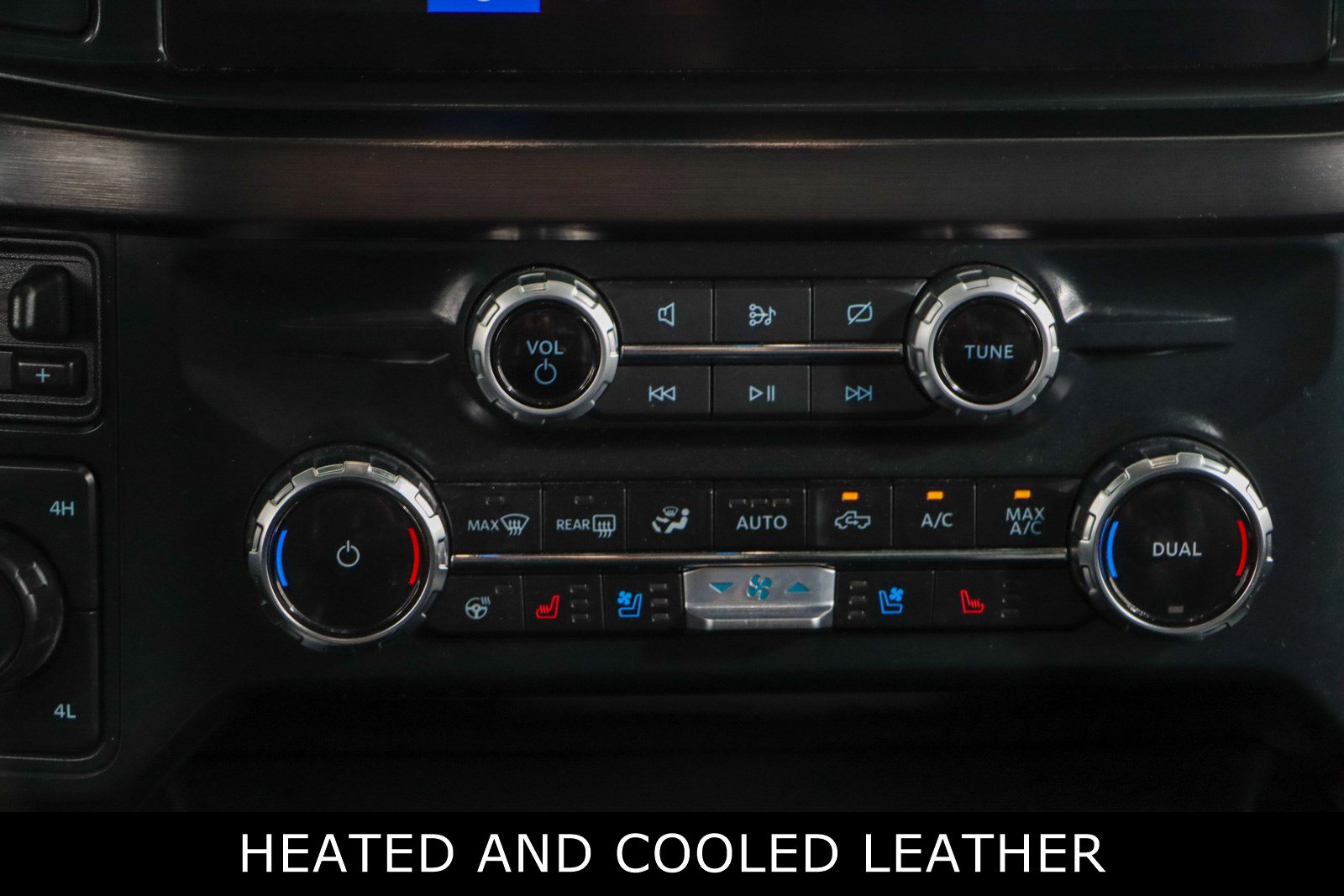 Used 2023 Ford F250 Lariat w/ Sport Appearance Package AWD/4WD image 21