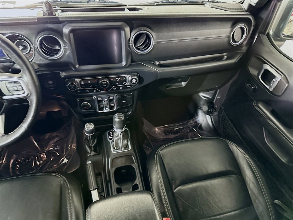 Used 2018 Jeep Wrangler Unlimited Sahara image 27