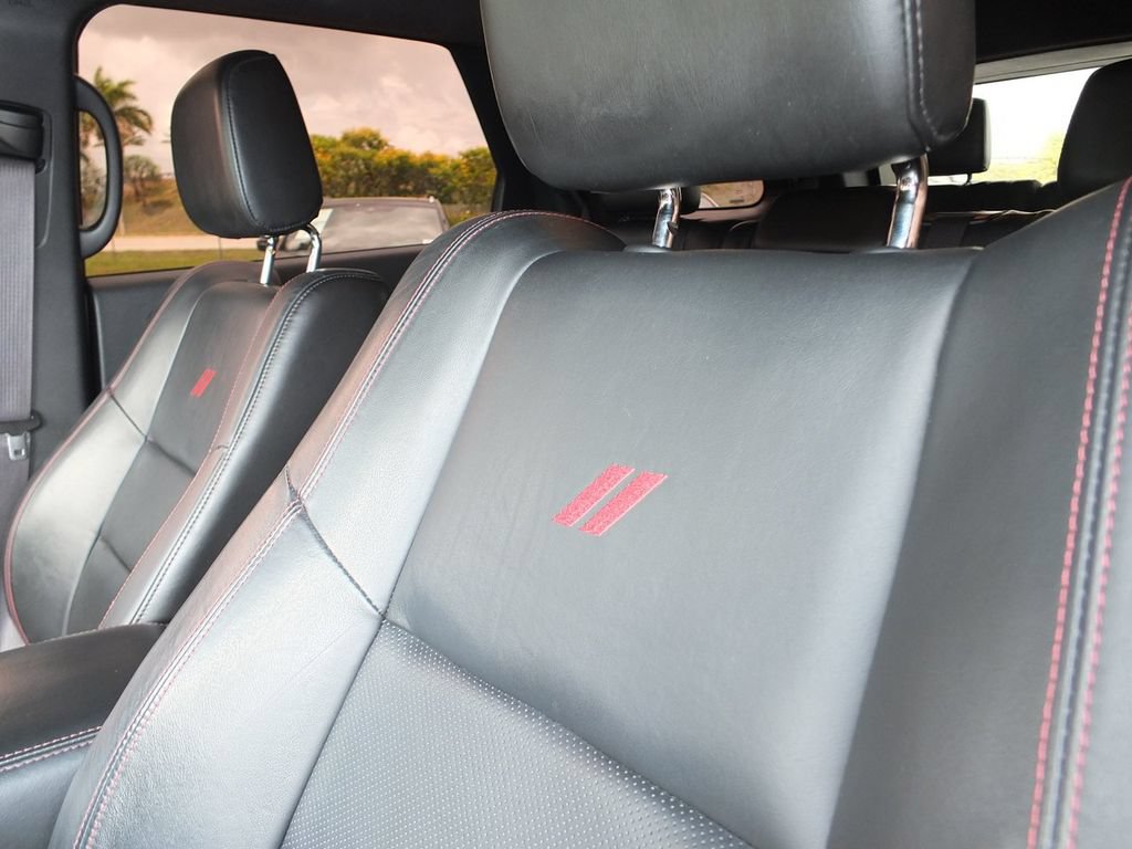 Used 2022 Dodge Durango R/T w/ Blacktop Package AWD/4WD image 20