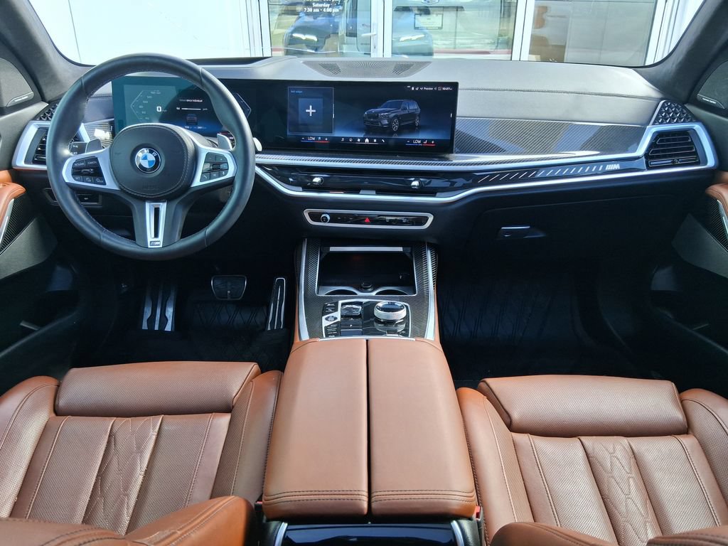 Used 2025 BMW X7 M60i AWD/4WD image 10