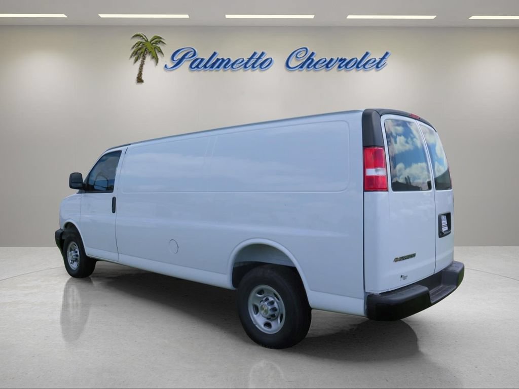 New 2026 Chevrolet Express 2500 Extended w/ Driver Convenience Package RWD image 4