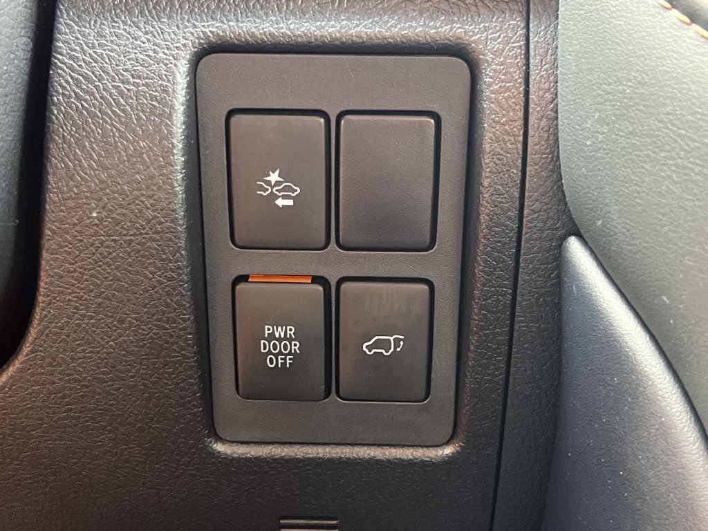 Used 2021 Toyota Land Cruiser Heritage Edition AWD/4WD image 35