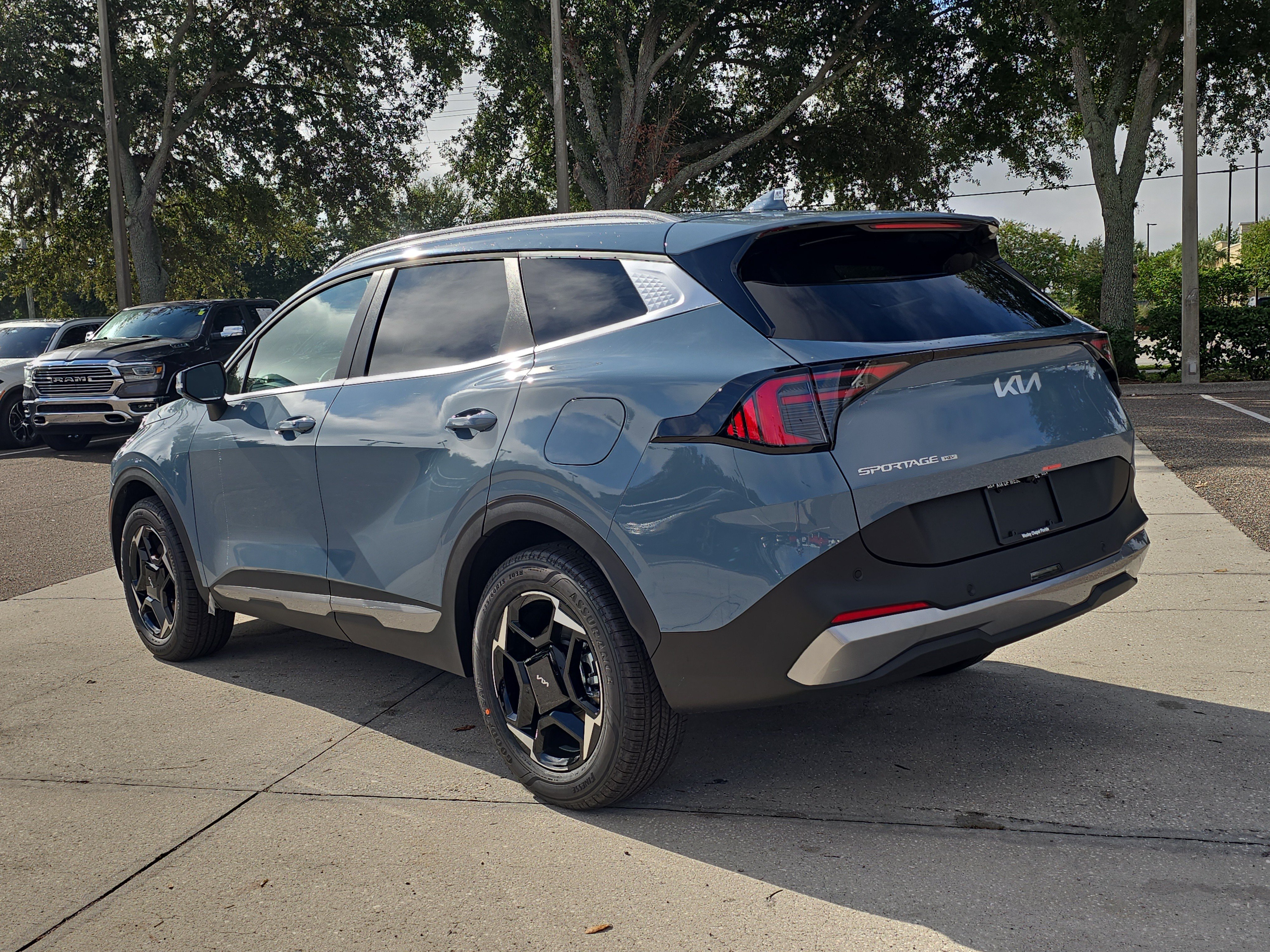 New 2027 Kia Sportage EX AWD/4WD image 6