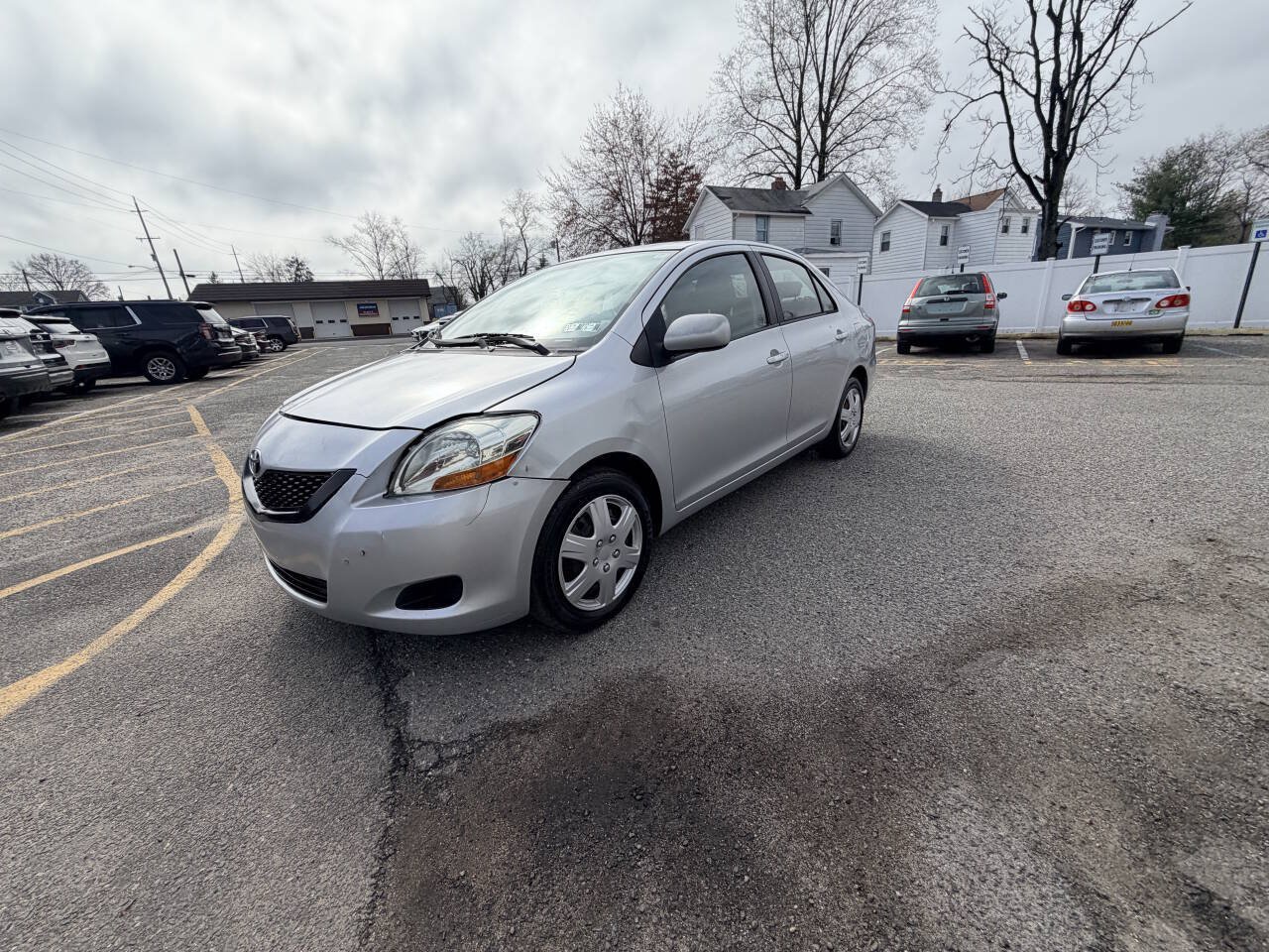 Used 2009 Toyota Yaris Sedan w/ Convenience Pkg FWD image 18