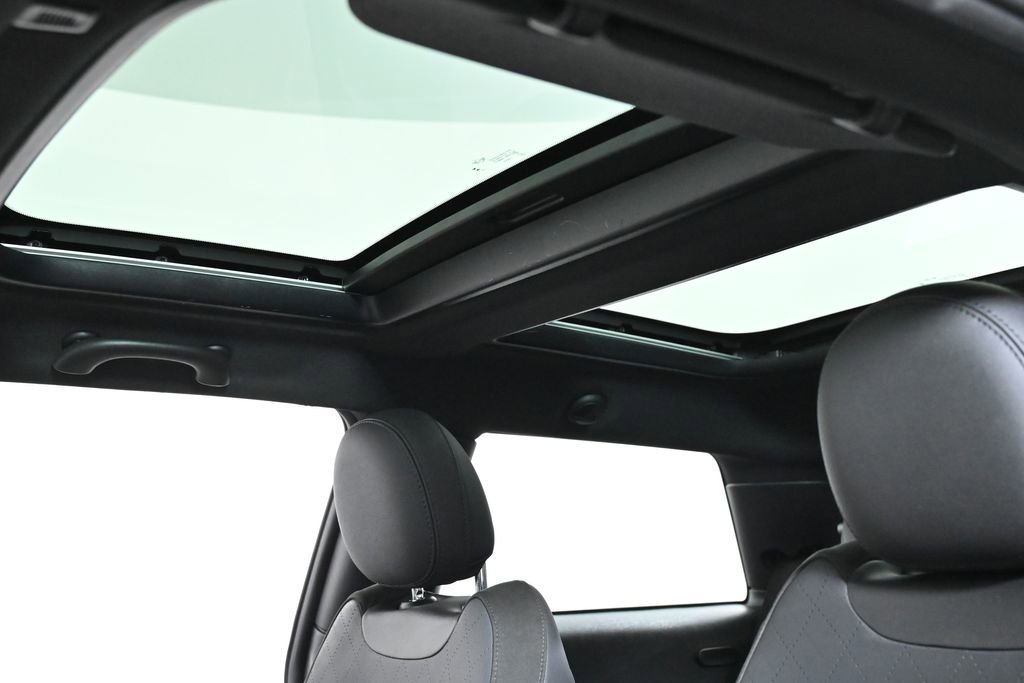 Used 2024 MINI Cooper SE image 28