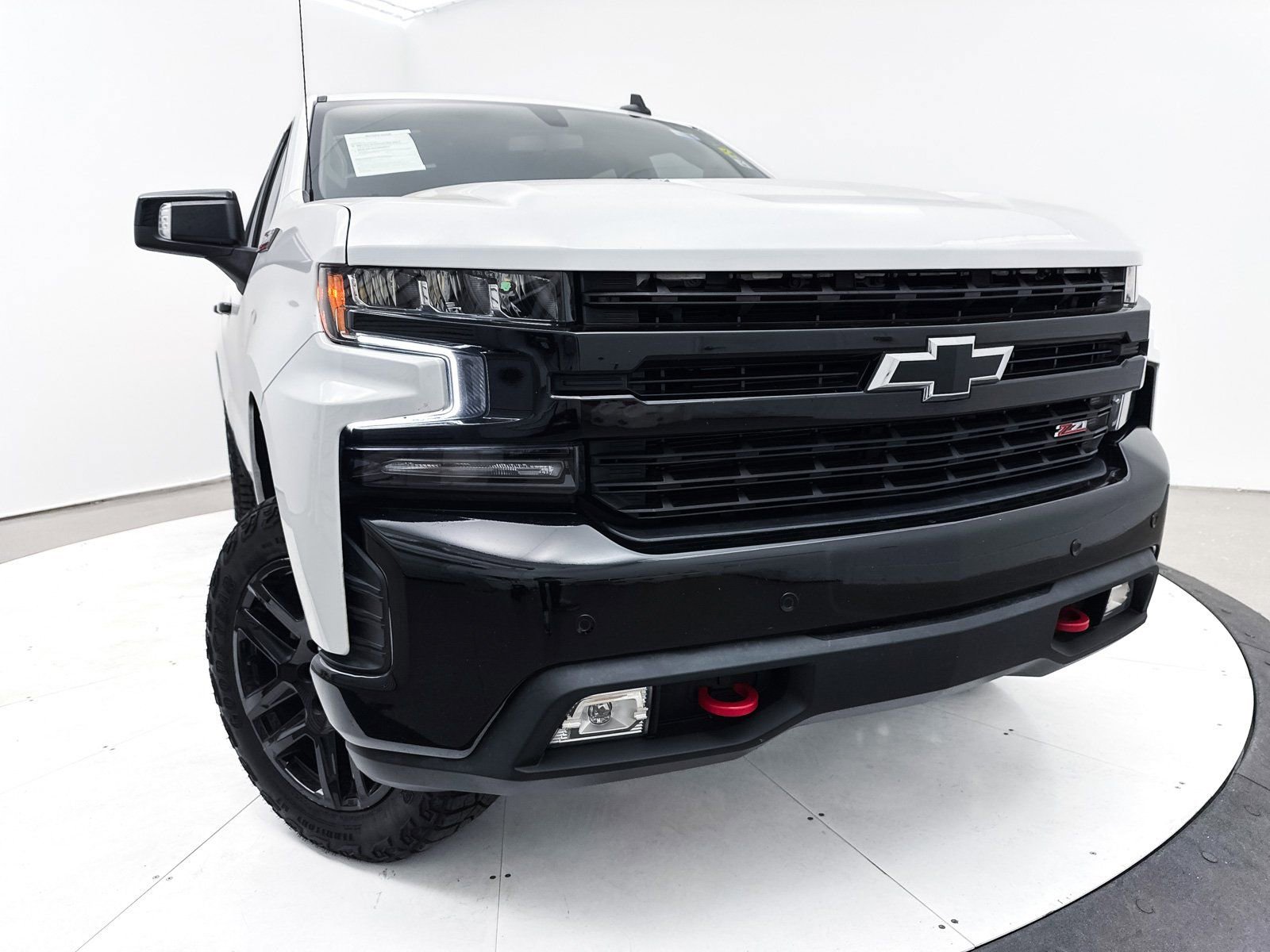 Used 2021 Chevrolet Silverado 1500 LT Trail Boss w/ Convenience Package II image 8