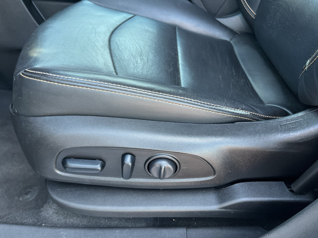 Used 2019 GMC Terrain SLT FWD image 29